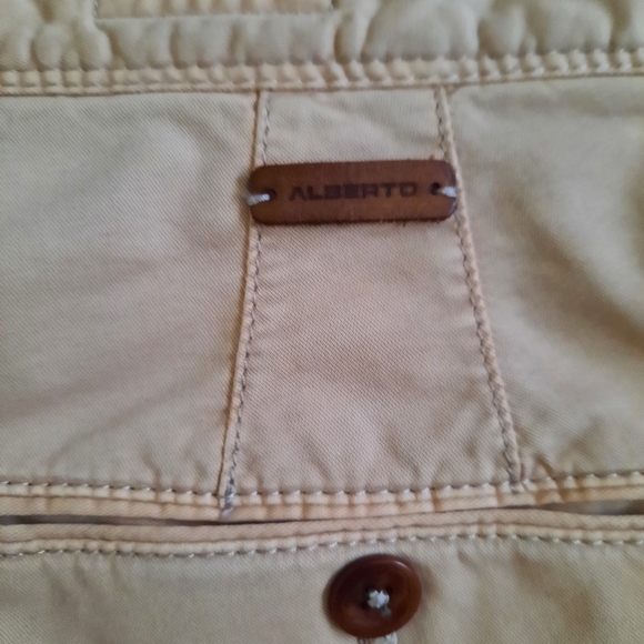 Alberto ROB DS Broken Twill Chino Pants, Slim Fit, size W33 L32, Beige colour - Picture 11 of 16